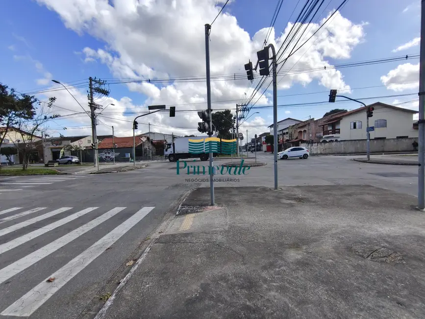 Foto 5 de Armazém / Galpão com 4 quartos para alugar, 1008m2 em Sao Jose Dos Campos - SP