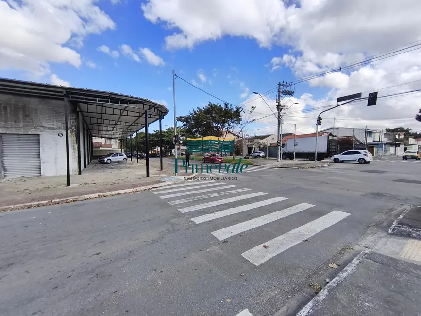Foto 4 de Armazém / Galpão com 4 quartos para alugar, 1008m2 em Sao Jose Dos Campos - SP