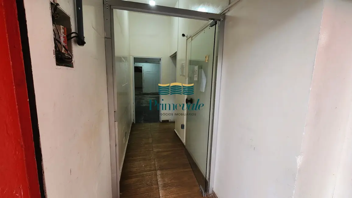 Foto 2 de Armazém / Galpão com 1 quarto para alugar, 160m2 em Sao Jose Dos Campos - SP