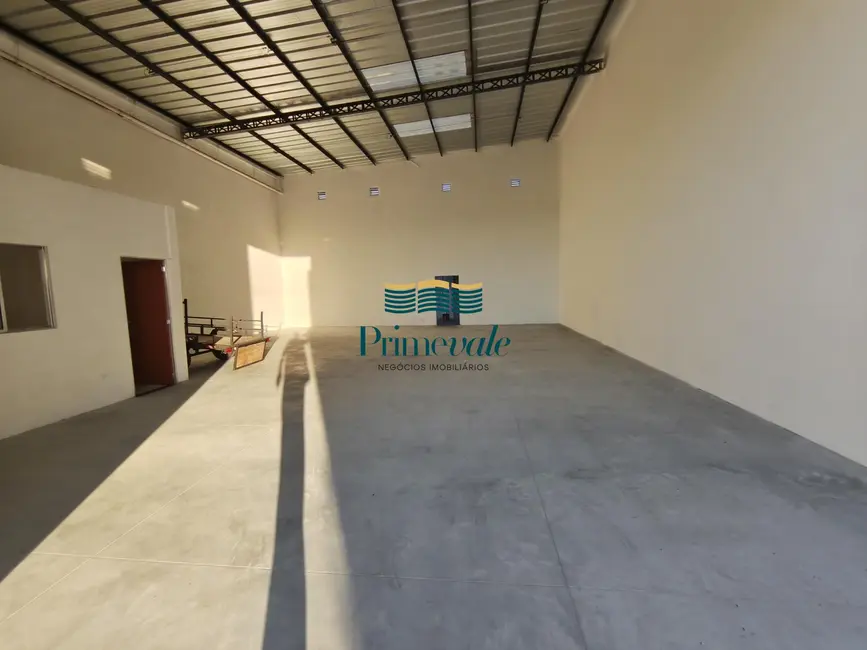 Foto 3 de Armazém / Galpão com 1 quarto para alugar, 300m2 em Sao Jose Dos Campos - SP