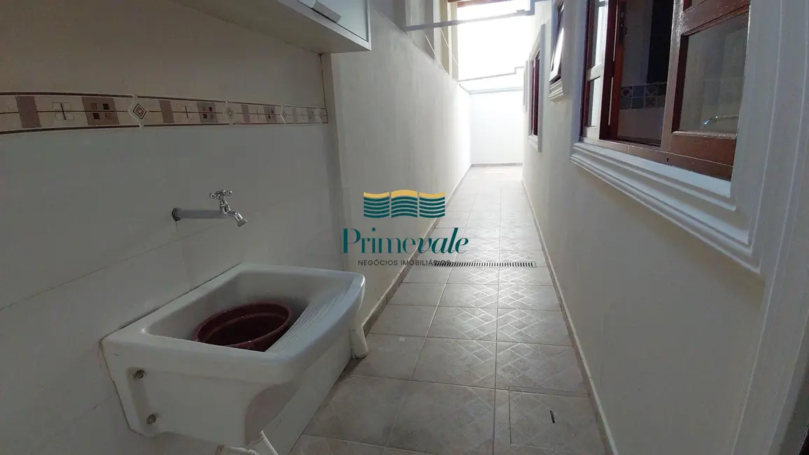 Casa com 3 quartos para alugar, 98m2 em Residencial Santa Paula, Jacarei - SP - imagem 8 Foto 8 de Casa com 3 quartos para alugar, 98m2 em Residencial Santa Paula, Jacarei - SP