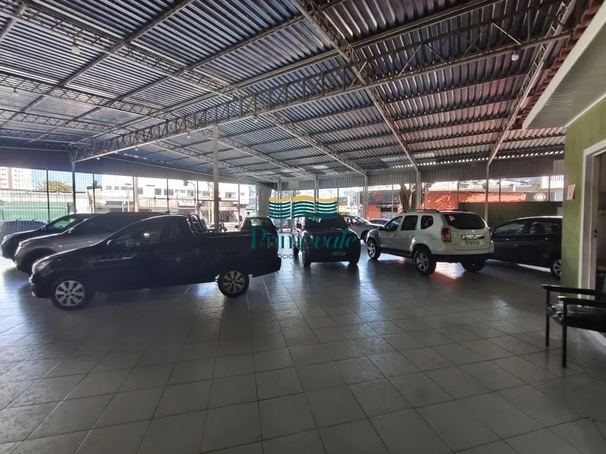 Foto 5 de Armazém / Galpão com 3 quartos para alugar, 700m2 em Sao Jose Dos Campos - SP