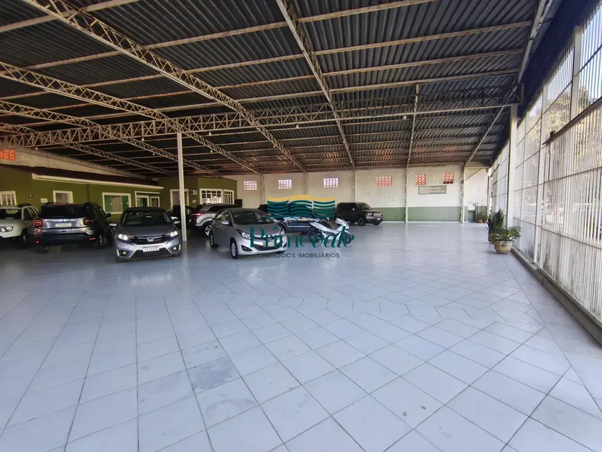Foto 2 de Armazém / Galpão com 3 quartos para alugar, 700m2 em Sao Jose Dos Campos - SP