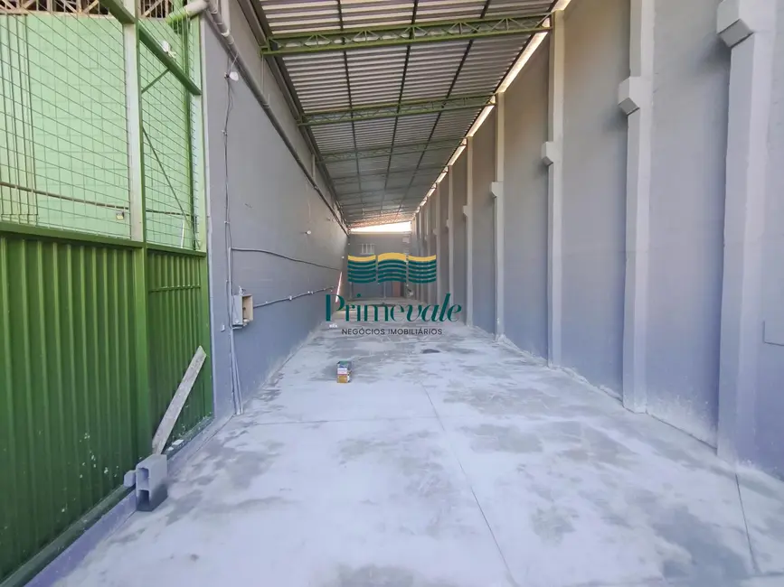 Foto 2 de Armazém / Galpão com 1 quarto para alugar, 216m2 em Sao Jose Dos Campos - SP