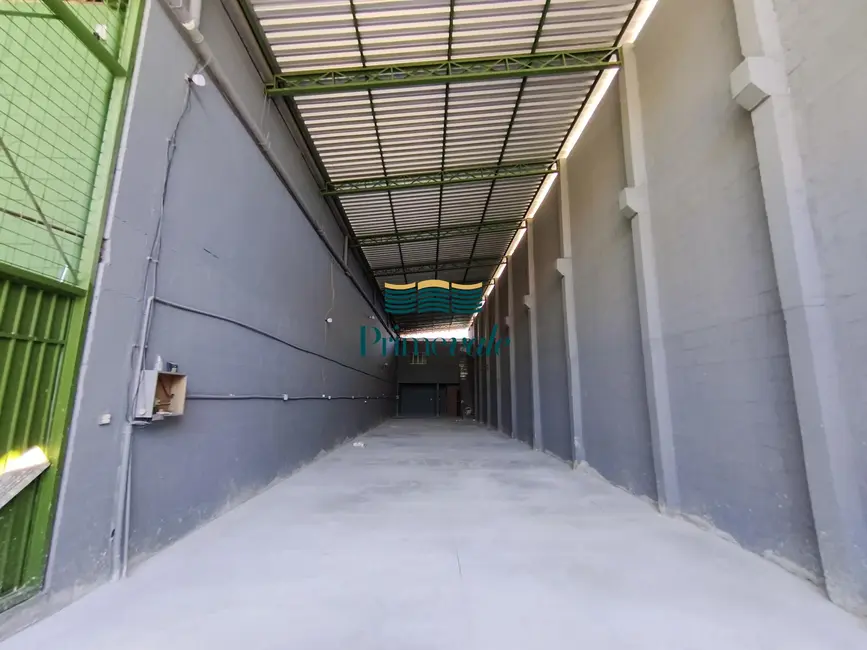 Foto 9 de Armazém / Galpão com 1 quarto para alugar, 216m2 em Sao Jose Dos Campos - SP