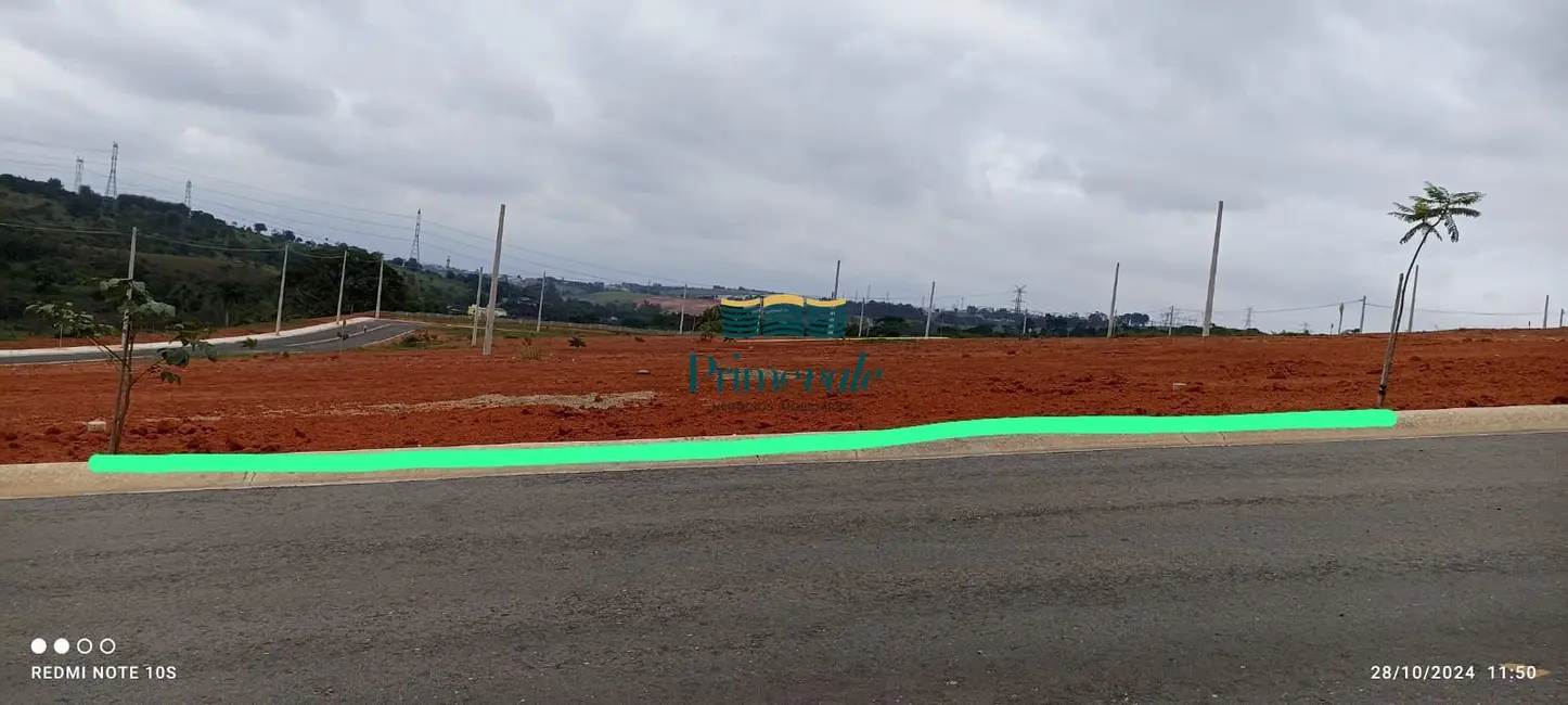 Foto 2 de Terreno / Lote à venda, 150m2 em Barreiro, Taubate - SP