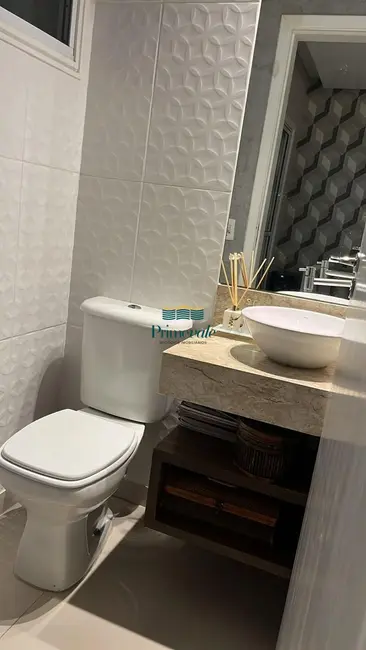 Casa de Condomínio com 2 quartos à venda, 119m2 em Jardim Santa Maria, Jacarei - SP - imagem 3 Foto 3 de Casa de Condomínio com 2 quartos à venda, 119m2 em Jardim Santa Maria, Jacarei - SP