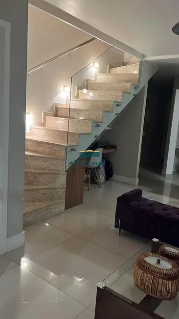 Casa de Condomínio com 2 quartos à venda, 119m2 em Jardim Santa Maria, Jacarei - SP - imagem 4 Foto 4 de Casa de Condomínio com 2 quartos à venda, 119m2 em Jardim Santa Maria, Jacarei - SP