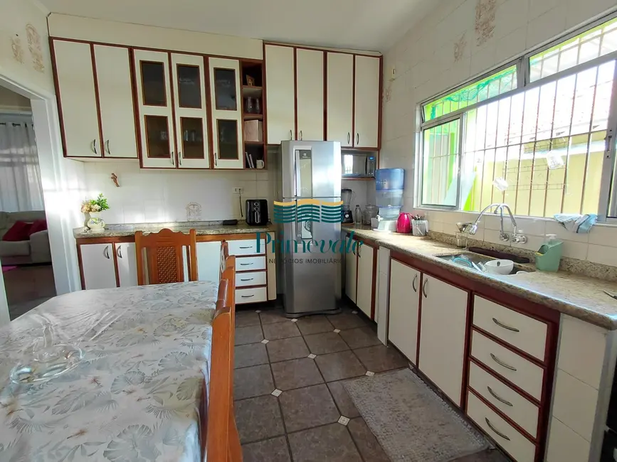 Sobrado com 5 quartos para alugar, 360m2 em Sao Jose Dos Campos - SP - imagem 3 Foto 3 de Sobrado com 5 quartos para alugar, 360m2 em Sao Jose Dos Campos - SP