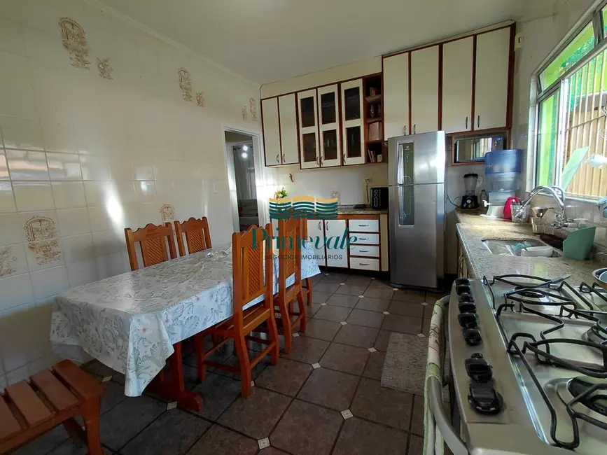 Sobrado com 5 quartos para alugar, 360m2 em Sao Jose Dos Campos - SP - imagem 2 Foto 2 de Sobrado com 5 quartos para alugar, 360m2 em Sao Jose Dos Campos - SP