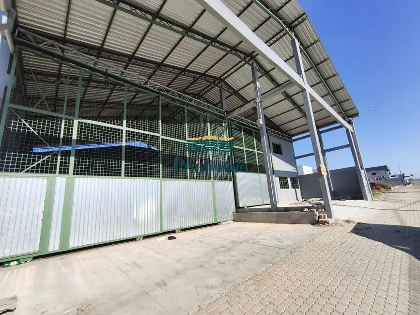 Armazém / Galpão com 1 quarto para alugar, 200m2 em Sao Jose Dos Campos - SP - imagem 5 Foto 5 de Armazém / Galpão com 1 quarto para alugar, 200m2 em Sao Jose Dos Campos - SP