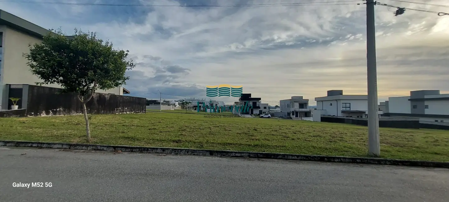Foto 1 de Terreno / Lote à venda, 250m2 em Sao Jose Dos Campos - SP