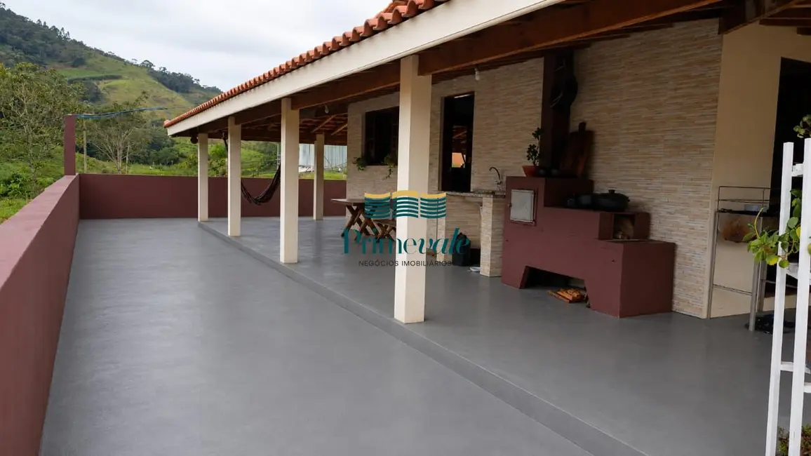 Foto 3 de Chácara com 3 quartos à venda, 300m2 em Paraibuna - SP