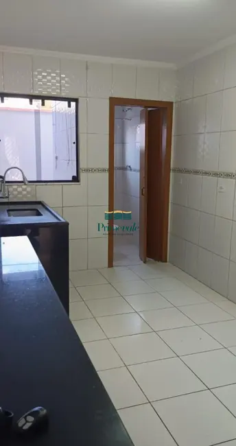 Casa com 3 quartos à venda, 120m2 em Sao Jose Dos Campos - SP - imagem 3 Foto 3 de Casa com 3 quartos à venda, 120m2 em Sao Jose Dos Campos - SP