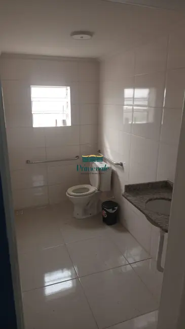 Armazém / Galpão com 2 quartos para alugar, 160m2 em Parque Santo Antônio, Jacarei - SP - imagem 5 Foto 5 de Armazém / Galpão com 2 quartos para alugar, 160m2 em Parque Santo Antônio, Jacarei - SP