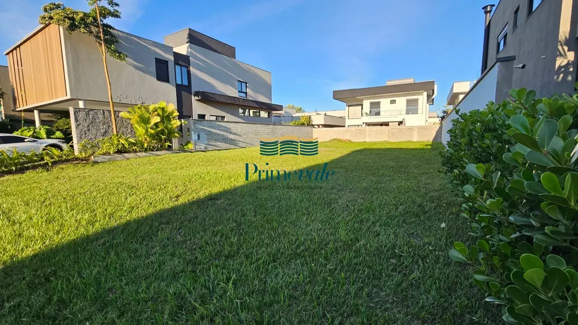 Foto 3 de Terreno / Lote à venda, 450m2 em Sao Jose Dos Campos - SP