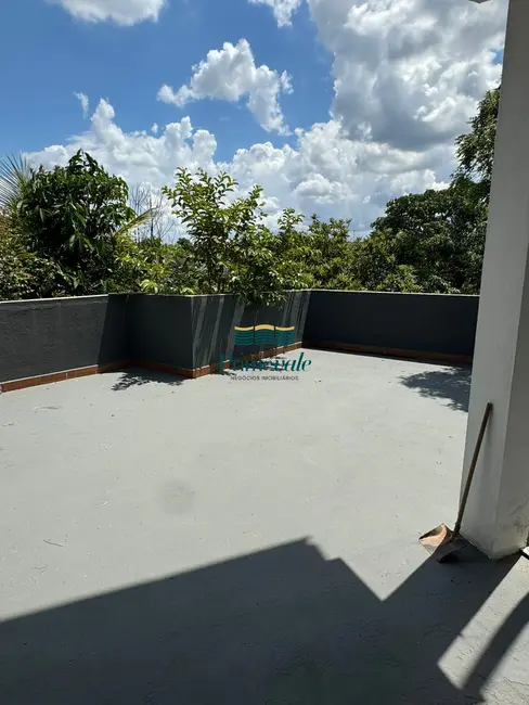 Chácara com 4 quartos à venda, 3500m2 em Sao Jose Dos Campos - SP - imagem 9 Foto 9 de Chácara com 4 quartos à venda, 3500m2 em Sao Jose Dos Campos - SP