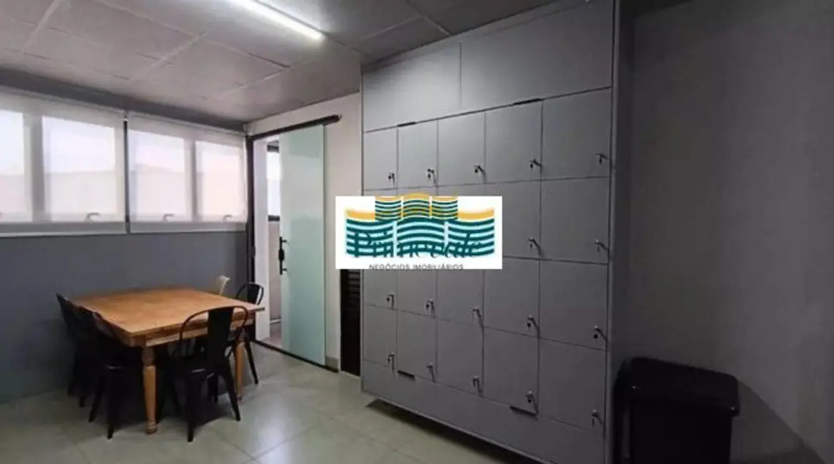 Foto 9 de Armazém / Galpão com 2 quartos para alugar, 400m2 em Sao Jose Dos Campos - SP