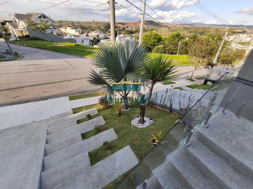 Foto 8 de Sobrado com 3 quartos à venda, 250m2 em Sao Jose Dos Campos - SP