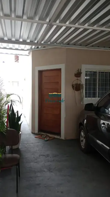 Casa com 3 quartos à venda, 145m2 em Sao Jose Dos Campos - SP - imagem 1 Foto 1 de Casa com 3 quartos à venda, 145m2 em Sao Jose Dos Campos - SP