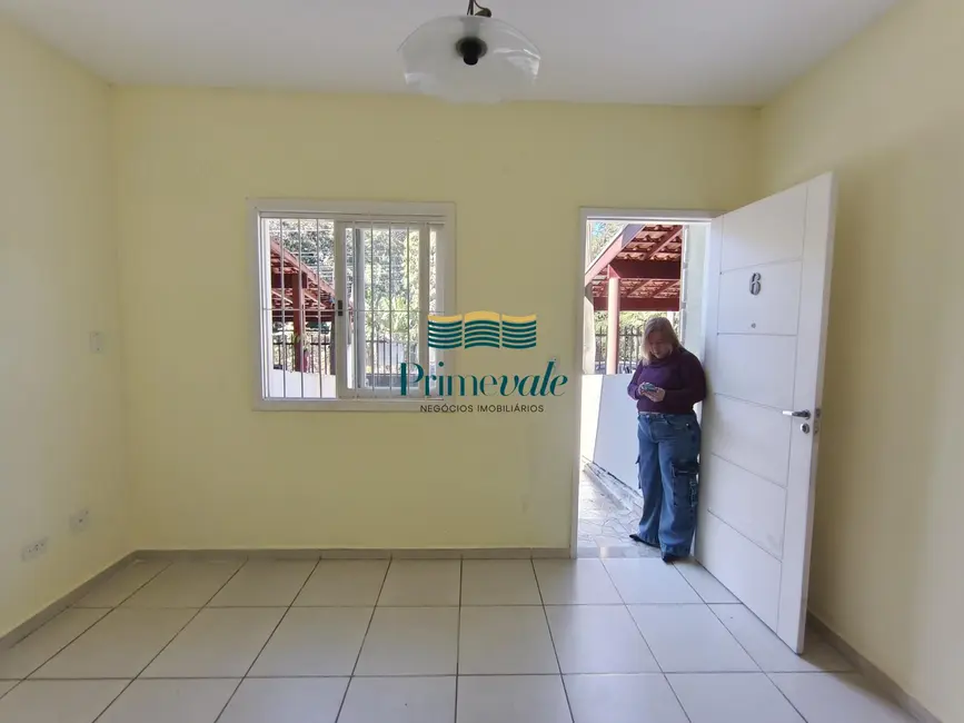 Sobrado com 2 quartos para alugar, 60m2 em Sao Jose Dos Campos - SP - imagem 4 Foto 4 de Sobrado com 2 quartos para alugar, 60m2 em Sao Jose Dos Campos - SP