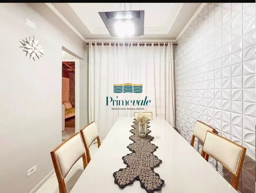 Casa de Condomínio com 3 quartos à venda, 115m2 em Sao Jose Dos Campos - SP - imagem 7 Foto 7 de Casa de Condomínio com 3 quartos à venda, 115m2 em Sao Jose Dos Campos - SP