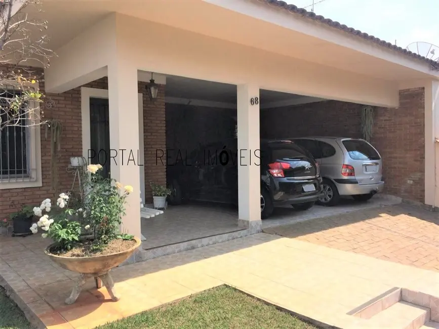 Casa com 3 quartos à venda, 197m2 em Parque São Quirino, Campinas - SP - imagem 3 Foto 3 de Casa com 3 quartos à venda, 197m2 em Parque São Quirino, Campinas - SP