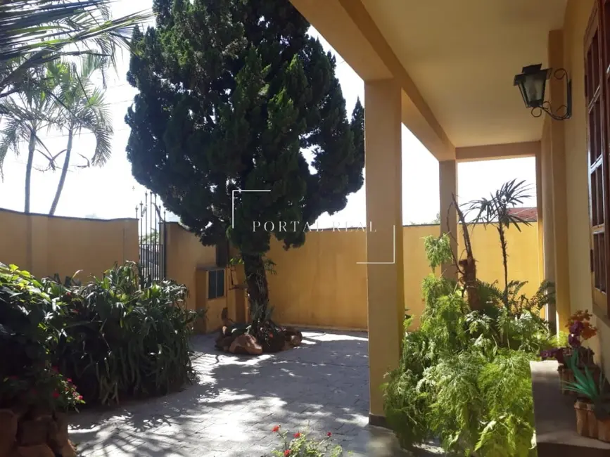 Foto 1 de Casa com 4 quartos à venda, 260m2 em Campinas - SP