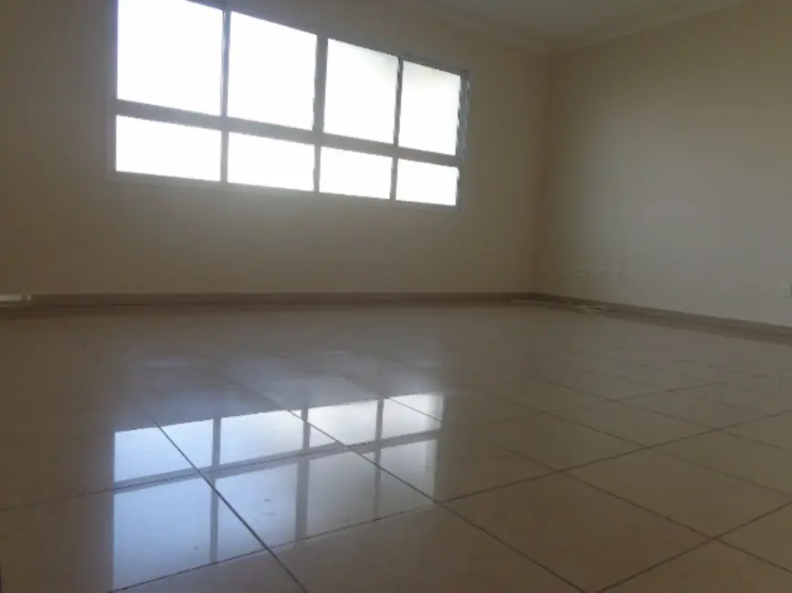 Casa de Condomínio com 4 quartos à venda, 280m2 em Vila Marieta, Campinas - SP - imagem 3 Foto 3 de Casa de Condomínio com 4 quartos à venda, 280m2 em Vila Marieta, Campinas - SP