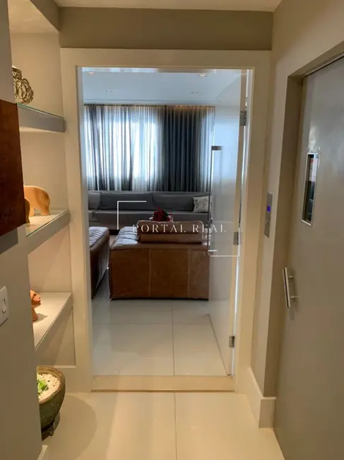 Apartamento com 4 quartos à venda, 236m2 em Cambuí, Campinas - SP - imagem 7 Foto 7 de Apartamento com 4 quartos à venda, 236m2 em Cambuí, Campinas - SP