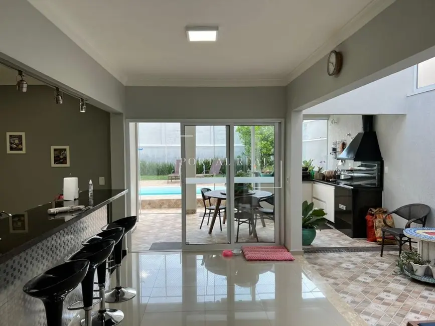 Casa com 3 quartos à venda, 271m2 em Residencial Santa Maria, Valinhos - SP - imagem 4 Foto 4 de Casa com 3 quartos à venda, 271m2 em Residencial Santa Maria, Valinhos - SP