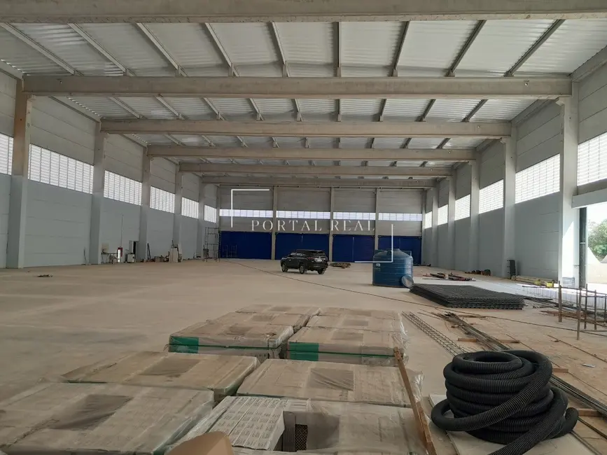 Armazém / Galpão para alugar, 2825m2 em Macuco, Valinhos - SP - imagem 3 Foto 3 de Armazém / Galpão para alugar, 2825m2 em Macuco, Valinhos - SP