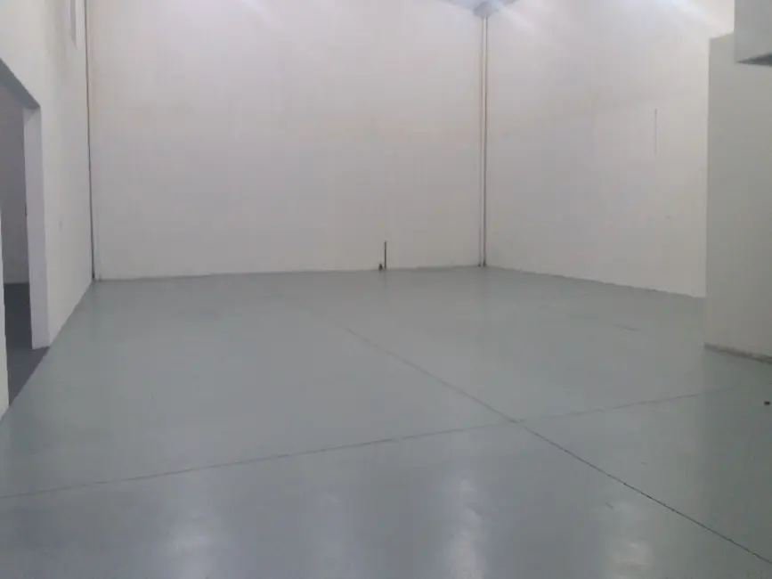 Armazém / Galpão para alugar, 400m2 em Jardim Guanabara, Campinas - SP - imagem 8 Foto 8 de Armazém / Galpão para alugar, 400m2 em Jardim Guanabara, Campinas - SP