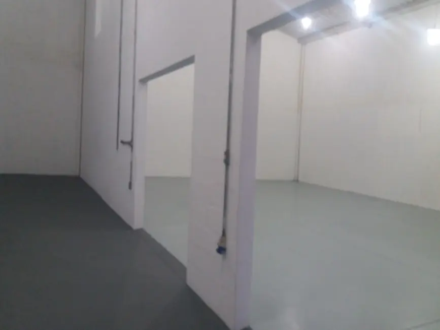 Armazém / Galpão para alugar, 400m2 em Jardim Guanabara, Campinas - SP - imagem 5 Foto 5 de Armazém / Galpão para alugar, 400m2 em Jardim Guanabara, Campinas - SP