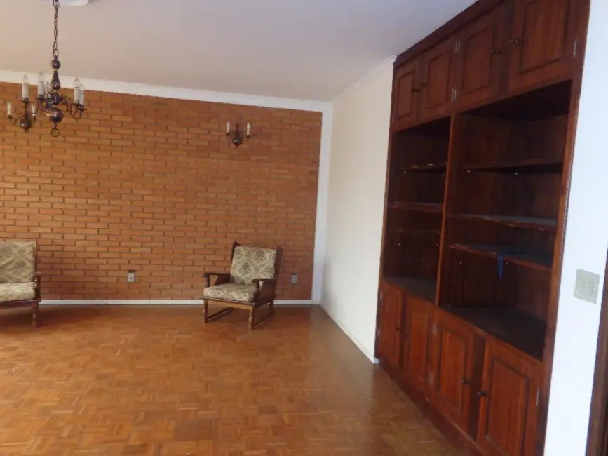 Foto 9 de Casa com 4 quartos à venda, 261m2 em Parque São Quirino, Campinas - SP