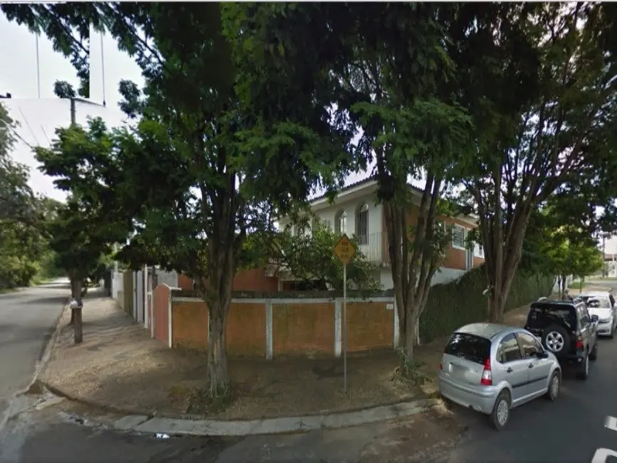 Foto 6 de Casa com 4 quartos à venda, 261m2 em Parque São Quirino, Campinas - SP