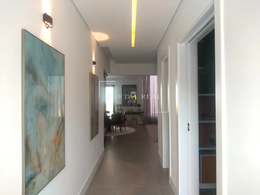 Foto 5 de Casa com 4 quartos à venda, 368m2 em Campinas - SP