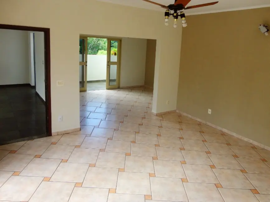 Casa com 3 quartos à venda e para alugar, 191m2 em Vila João Jorge, Campinas - SP - imagem 5 Foto 5 de Casa com 3 quartos à venda e para alugar, 191m2 em Vila João Jorge, Campinas - SP