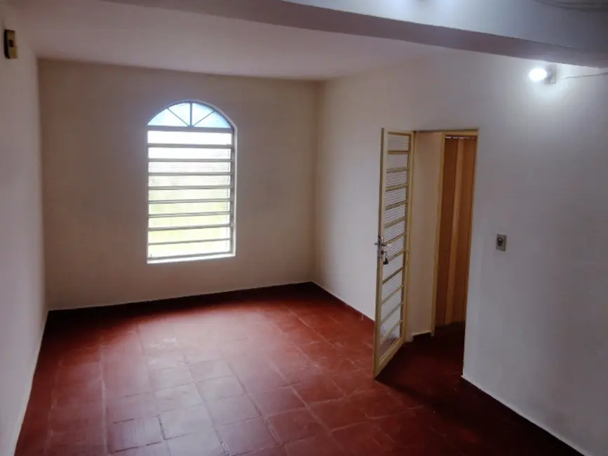 Casa com 3 quartos à venda e para alugar, 191m2 em Vila João Jorge, Campinas - SP - imagem 4 Foto 4 de Casa com 3 quartos à venda e para alugar, 191m2 em Vila João Jorge, Campinas - SP