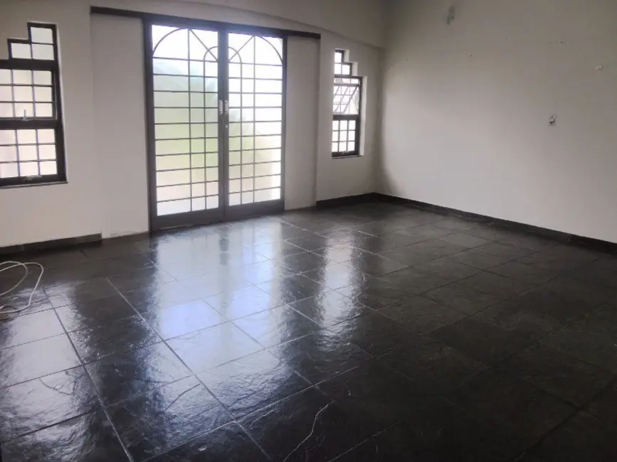 Casa com 3 quartos à venda e para alugar, 191m2 em Vila João Jorge, Campinas - SP - imagem 7 Foto 7 de Casa com 3 quartos à venda e para alugar, 191m2 em Vila João Jorge, Campinas - SP