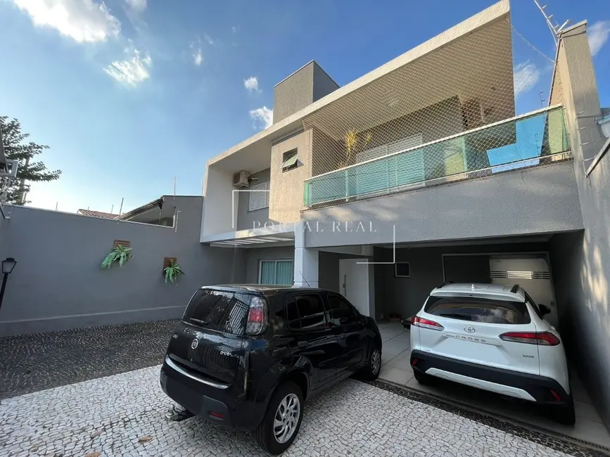 Foto 2 de Casa com 3 quartos à venda, 257m2 em Campinas - SP