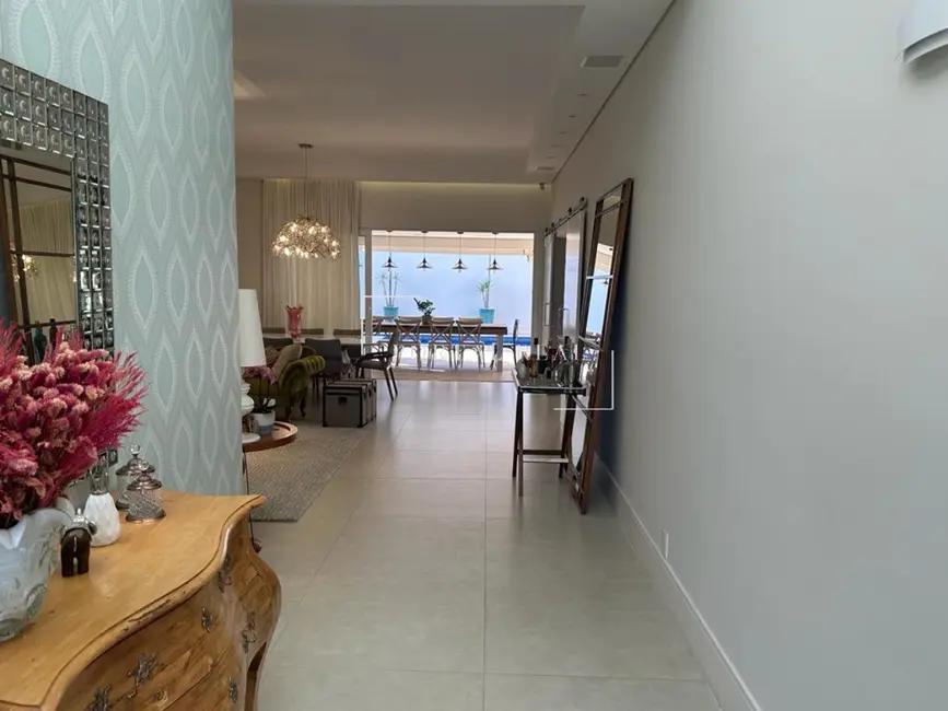 Foto 1 de Casa com 4 quartos à venda, 320m2 em Parque das Universidades, Campinas - SP