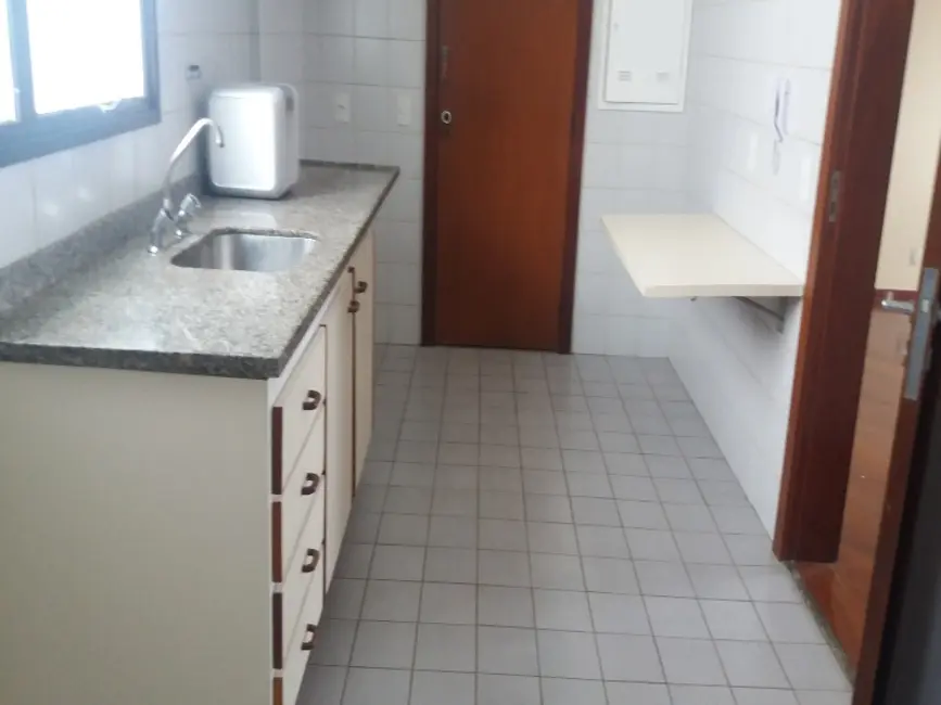 Foto 5 de Apartamento com 3 quartos à venda, 105m2 em Cambuí, Campinas - SP