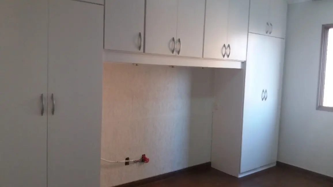 Apartamento com 3 quartos para alugar, 91m2 em Jardim Aurélia, Campinas - SP - imagem 8 Foto 8 de Apartamento com 3 quartos para alugar, 91m2 em Jardim Aurélia, Campinas - SP