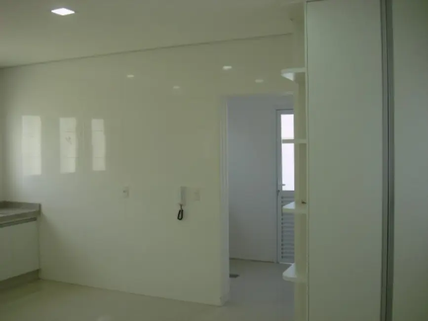 Foto 9 de Casa de Condomínio com 3 quartos à venda, 360m2 em Swiss Park, Campinas - SP