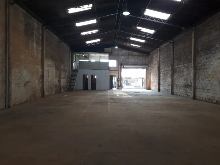 Foto 8 de Armazém / Galpão à venda, 380m2 em Sumare - SP