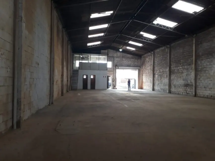 Foto 7 de Armazém / Galpão à venda, 380m2 em Sumare - SP