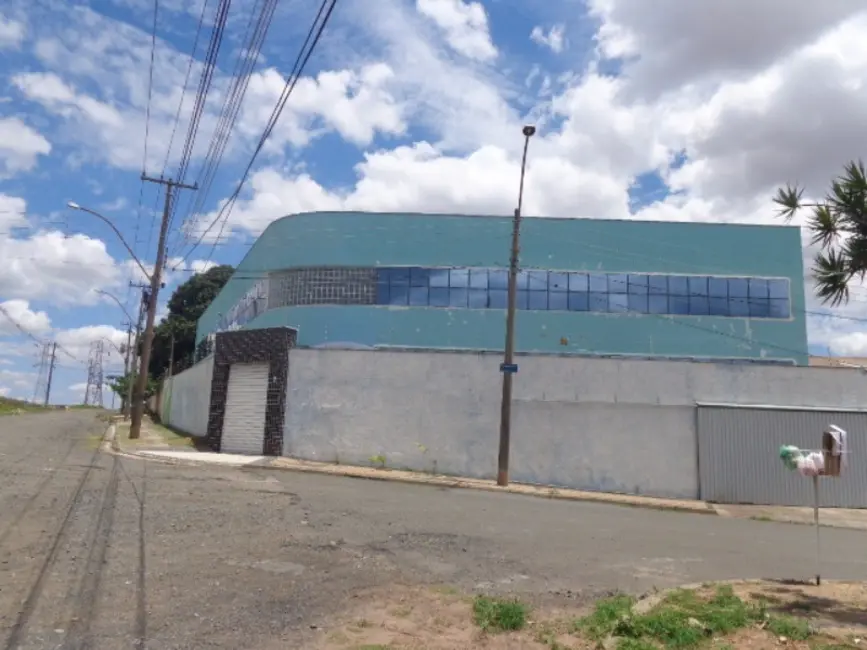 Armazém / Galpão à venda e para alugar, 1000m2 em Jardim do Trevo, Campinas - SP - imagem 4 Foto 4 de Armazém / Galpão à venda e para alugar, 1000m2 em Jardim do Trevo, Campinas - SP