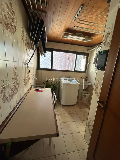 Foto 2 de Apartamento com 4 quartos à venda, 182m2 em Cambuí, Campinas - SP