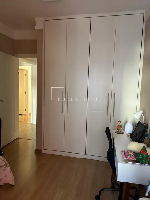 Apartamento com 4 quartos à venda, 182m2 em Cambuí, Campinas - SP - imagem 9 Foto 9 de Apartamento com 4 quartos à venda, 182m2 em Cambuí, Campinas - SP